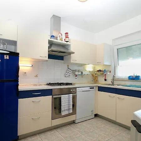 Ferienhaus Ferienhaus Fuer 8 Personen Ca 130 Qm In Pula-fondole, Istrien Istrische Riviera *