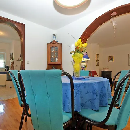 Ferienhaus Fuer 8 Personen Ca 130 Qm In Pula-fondole, Istrien Istrische Riviera Štinjan