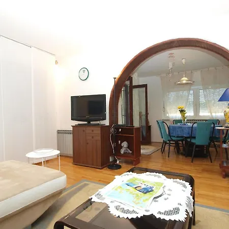 Ferienhaus Fuer 8 Personen Ca 130 Qm In Pula-fondole, Istrien Istrische Riviera Ferienhaus
